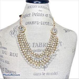 Crystal Bollywood drop gold tone pearl nec…